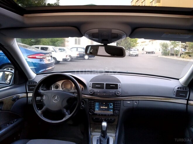 Mercedes E 300 2005, 218,000 km - 3.0 l - Bakı