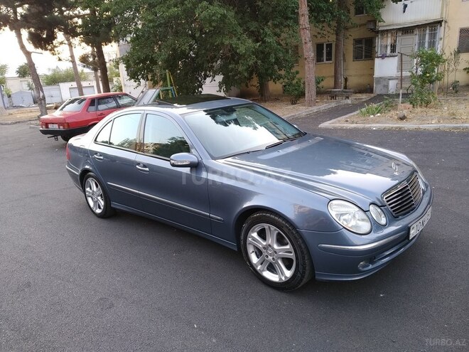 Mercedes E 300 2005, 218,000 km - 3.0 l - Bakı