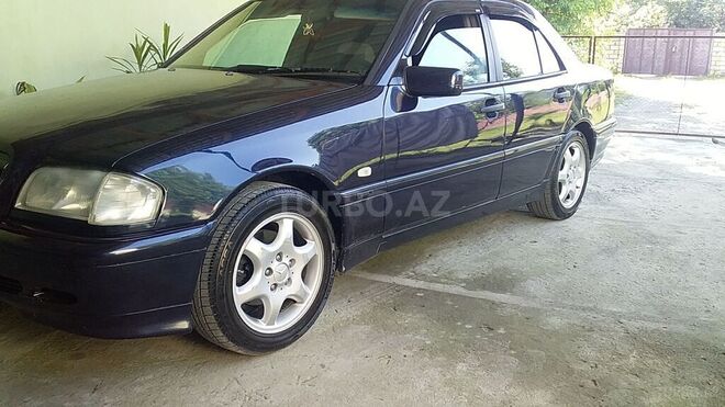 Mercedes C 180 1998, 318,482 km - 1.8 l - Zaqatala