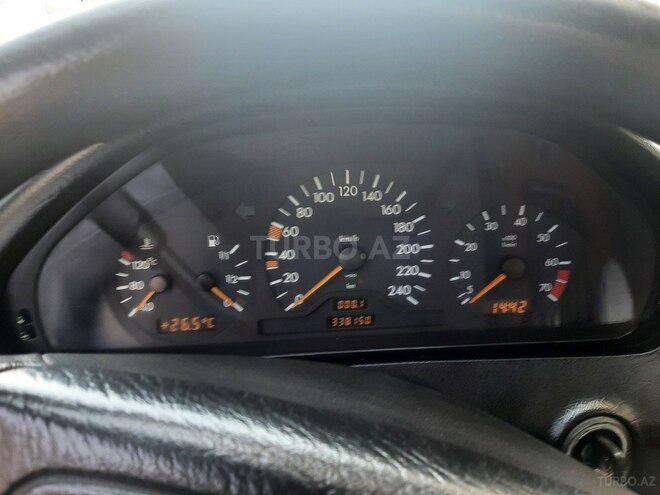 Mercedes C 180 1996, 333,000 km - 2.0 l - Bakı