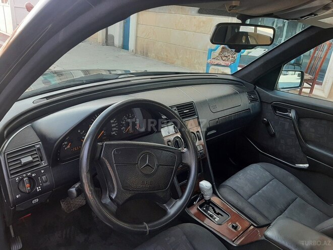 Mercedes C 180 1996, 333,000 km - 2.0 l - Bakı