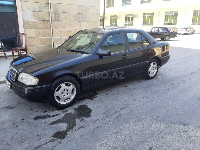 Mercedes C 180 1996, 333,000 km - 2.0 l - Bakı