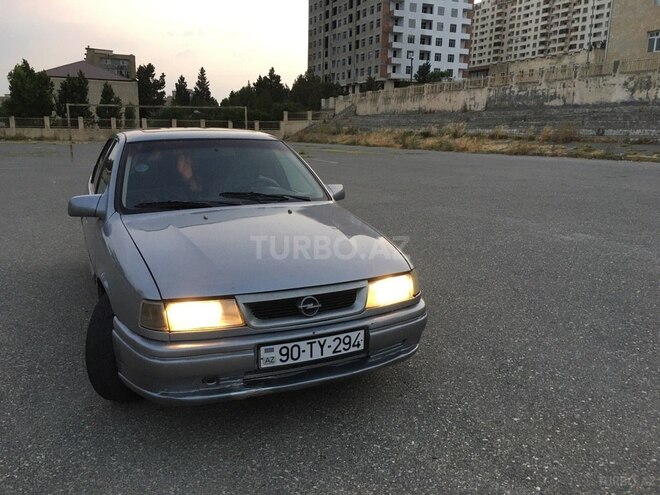 Opel Vectra 1995, 238,000 km - 1.8 л - Bakı