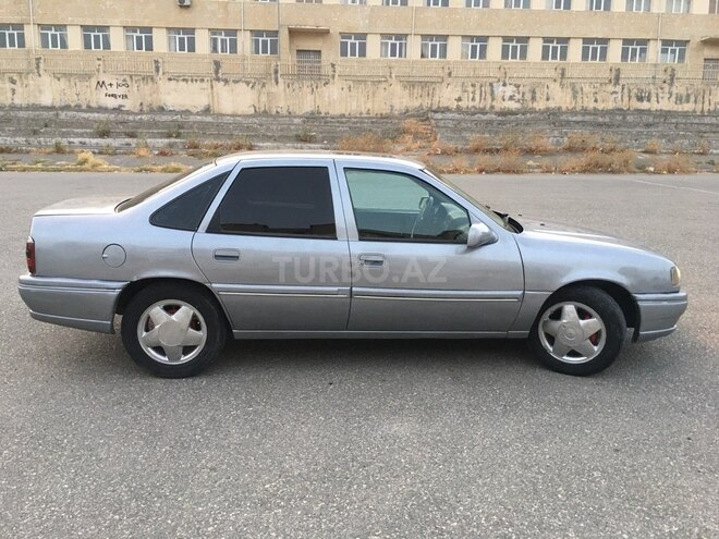 Opel Vectra 1995, 238,000 km - 1.8 л - Bakı