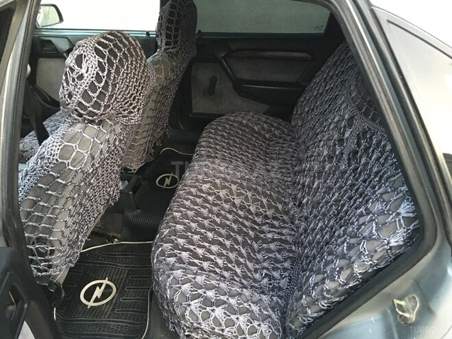 Opel Vectra 1995, 238,000 km - 1.8 л - Bakı