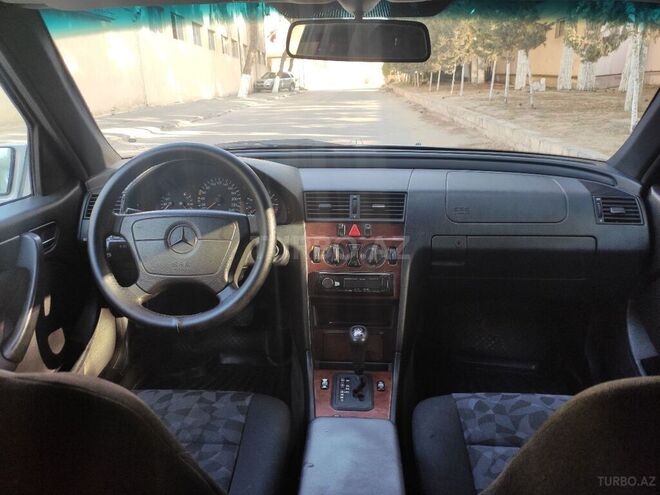 Mercedes C 180 1998, 284,000 km - 1.8 l - Bakı