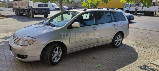 Toyota Corolla 2006, 261,000 km - 1.4 l - Bakı