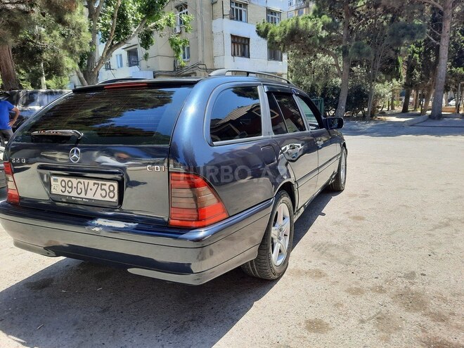 Mercedes C 220 2000, 290,000 km - 2.2 l - Bakı