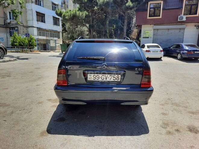 Mercedes C 220 2000, 290,000 km - 2.2 l - Bakı