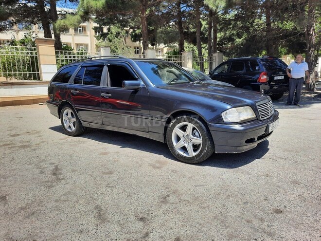 Mercedes C 220 2000, 290,000 km - 2.2 l - Bakı