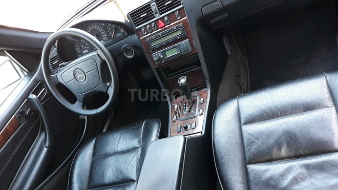 Mercedes C 240 2000, 250,000 km - 2.4 l - Bakı