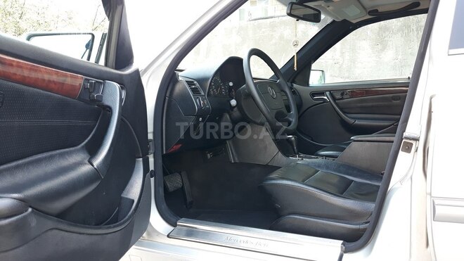 Mercedes C 240 2000, 250,000 km - 2.4 l - Bakı