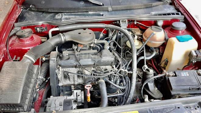 Volkswagen Polo 1995, 267,172 km - 1.6 л - Bakı
