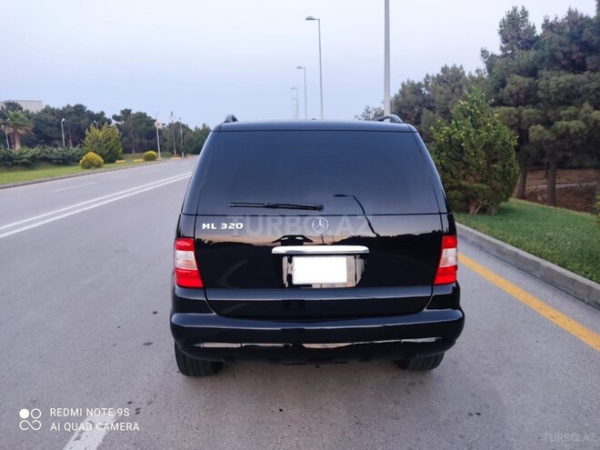 Mercedes ML 320 2002, 190,000 km - 3.2 l - Bakı