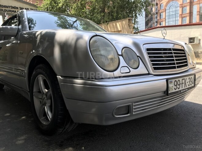 Mercedes E 240 1998, 331,879 km - 2.4 l - Bakı