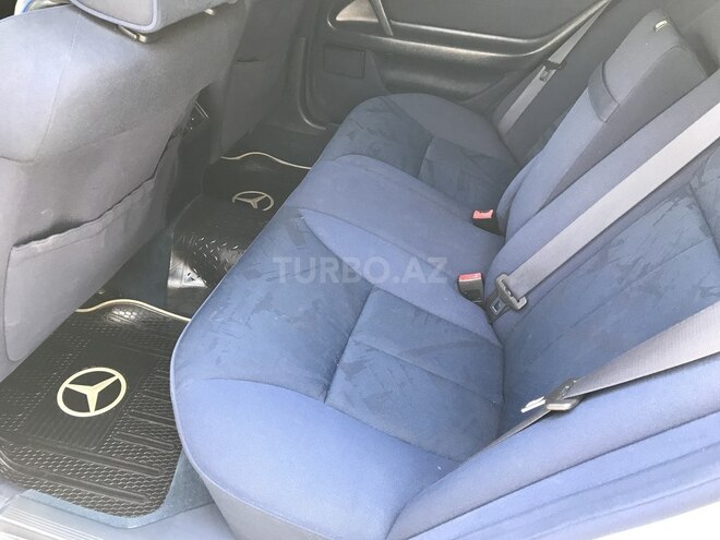 Mercedes E 240 1998, 331,879 km - 2.4 l - Bakı