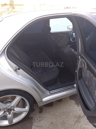 Mercedes E 240 1999, 317,000 km - 2.4 l - Bakı
