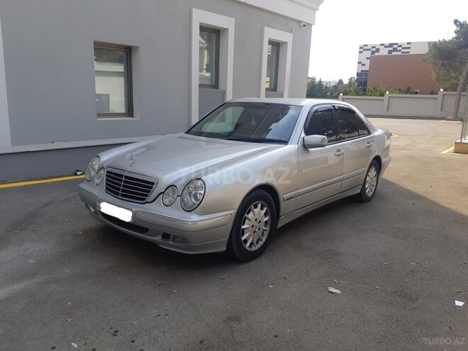 Mercedes E 220 1999, 305,000 km - 2.2 l - Bakı