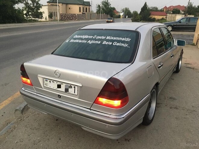 Mercedes C 280 1997, 303,545 km - 2.8 л - Quba