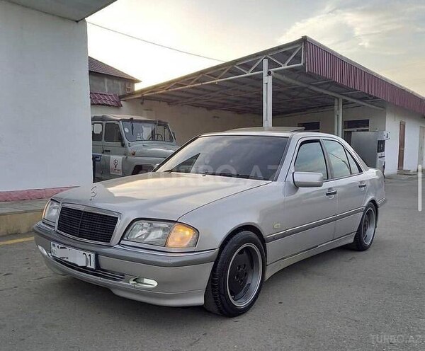 Mercedes C 280 1997, 303,545 km - 2.8 л - Quba