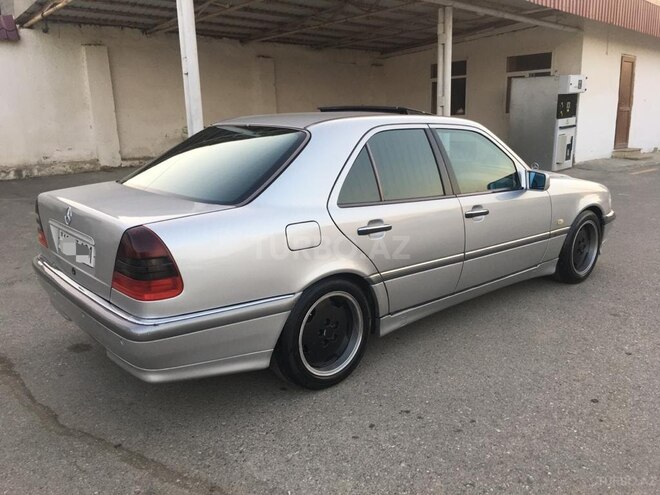 Mercedes C 280 1997, 303,545 km - 2.8 л - Quba