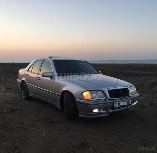 Mercedes C 280 1997, 303,545 km - 2.8 л - Quba
