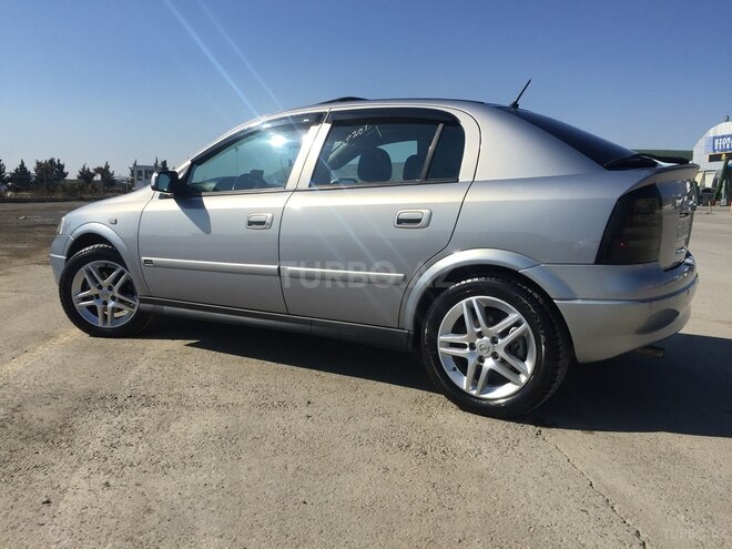 Opel Astra 2000, 320,000 km - 2.0 l - Bakı