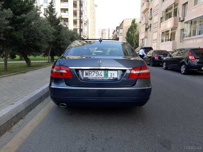 Mercedes E 220 2011, 166,500 km - 2.2 l - Bakı