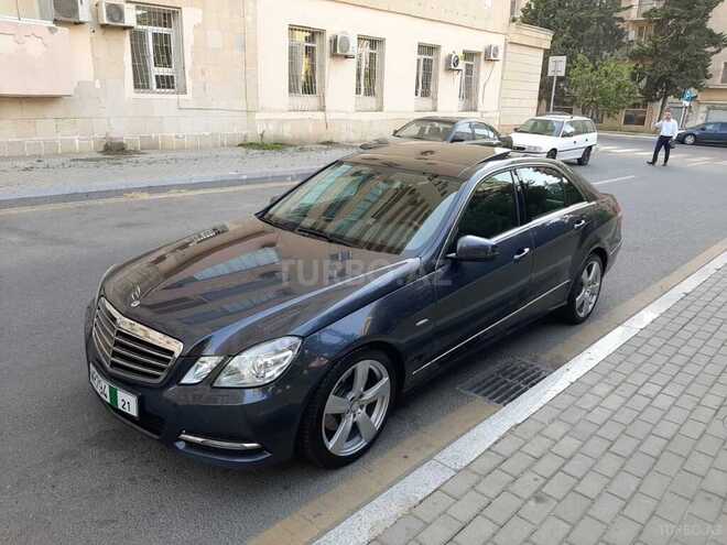 Mercedes E 220 2011, 166,500 km - 2.2 l - Bakı