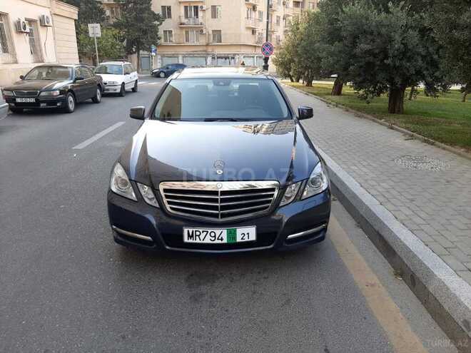 Mercedes E 220 2011, 166,500 km - 2.2 l - Bakı