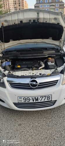 Opel Zafira 2011, 303,000 km - 1.7 l - Bakı