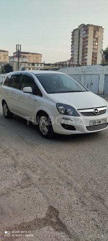 Opel Zafira 2011, 303,000 km - 1.7 l - Bakı