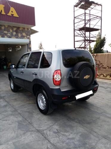 Chevrolet Niva 2013, 94,720 km - 1.7 l - Yevlax
