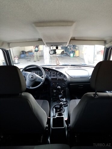 Chevrolet Niva 2013, 94,720 km - 1.7 l - Yevlax