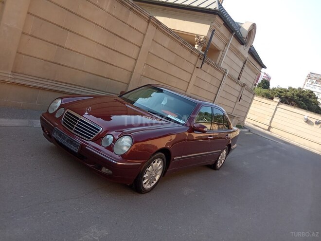Mercedes E 240 1999, 353,500 km - 2.4 л - Bakı
