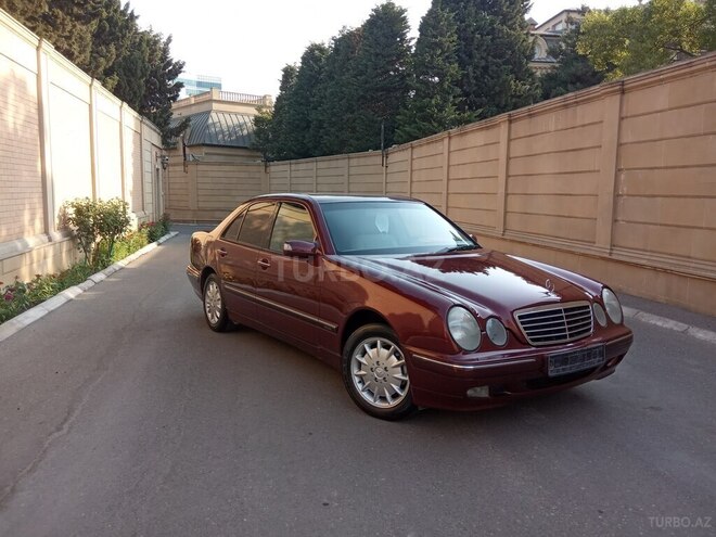 Mercedes E 240 1999, 353,500 km - 2.4 л - Bakı