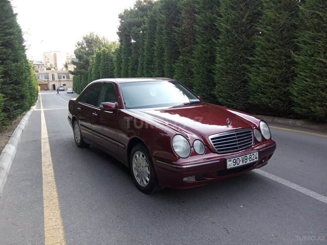Mercedes E 240 1999, 353,500 km - 2.4 л - Bakı