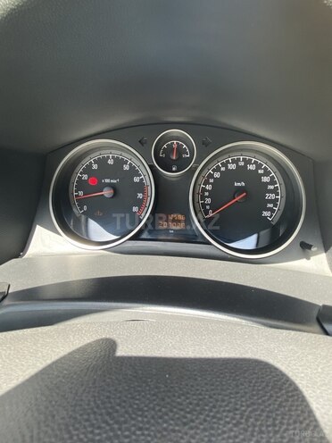 Opel Astra 2005, 200,000 km - 1.6 л - Bakı