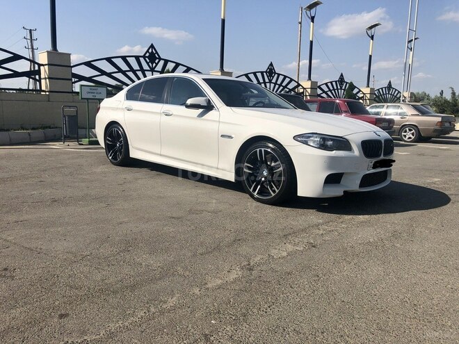 BMW 528 2014, 151,000 km - 2.0 л - Bakı