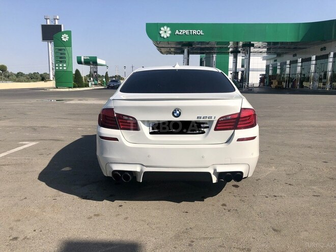 BMW 528 2014, 151,000 km - 2.0 л - Bakı