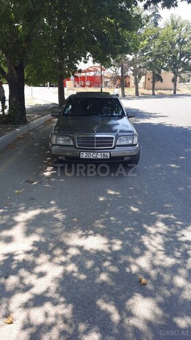 Mercedes C 220 1994, 300,000 km - 2.2 l - Gəncə