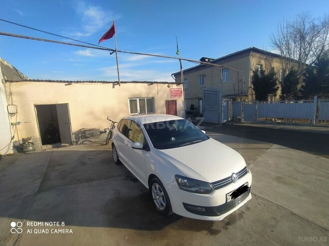 Volkswagen Polo 2010, 206,758 km - 1.4 л - Sumqayıt