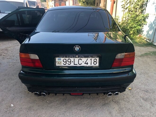 BMW 325 1992, 111,000 km - 2.5 l - Bakı