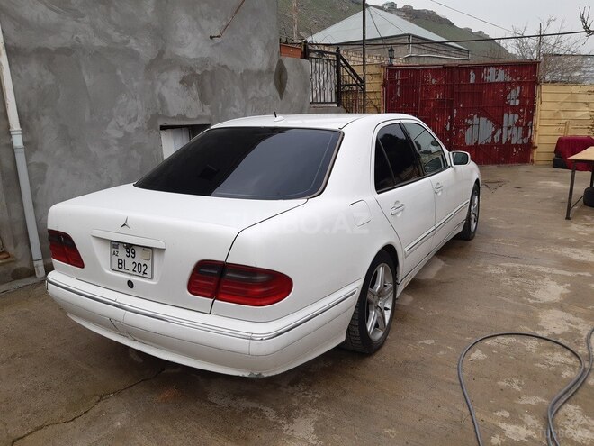 Mercedes E 320 2000, 373,000 km - 3.5 l - Bakı