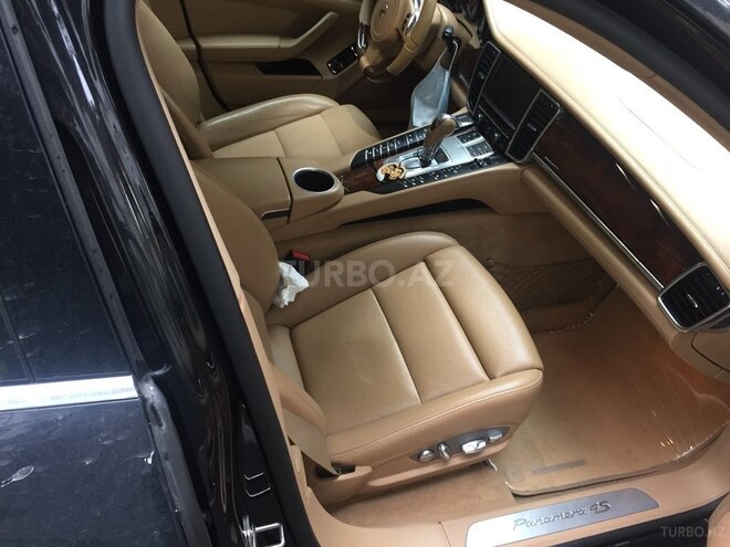 Porsche Panamera 4S 2011, 130,000 km - 4.8 l - Bakı