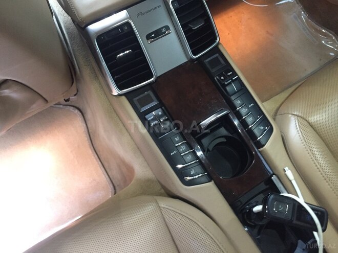 Porsche Panamera 4S 2011, 130,000 km - 4.8 l - Bakı