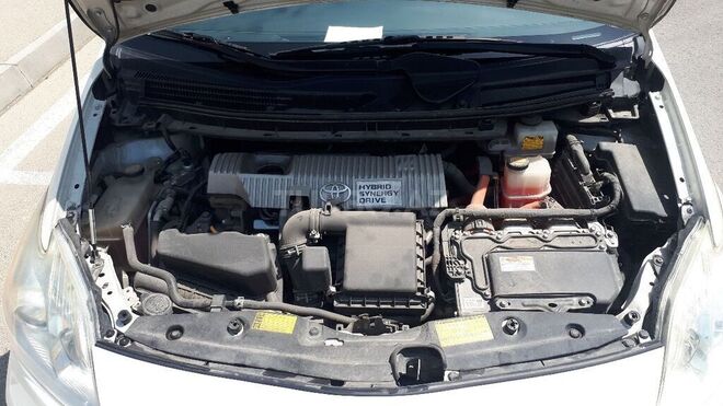 Toyota Prius 2013, 151,000 km - 1.8 л - Bakı
