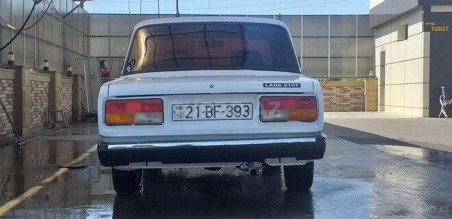 LADA (VAZ) 2107 2005, 105,800 km - 1.5 l - Yevlax