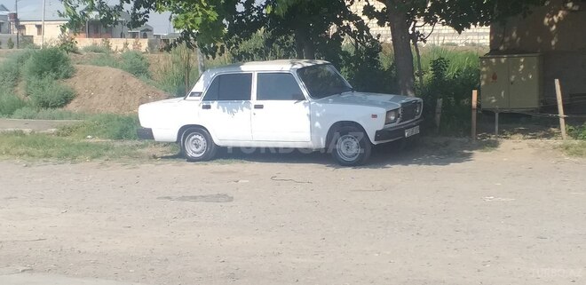 LADA (VAZ) 2107 2005, 105,800 km - 1.5 l - Yevlax