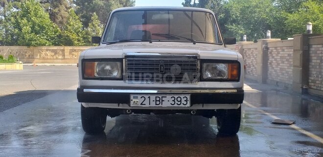LADA (VAZ) 2107 2005, 105,800 km - 1.5 l - Yevlax